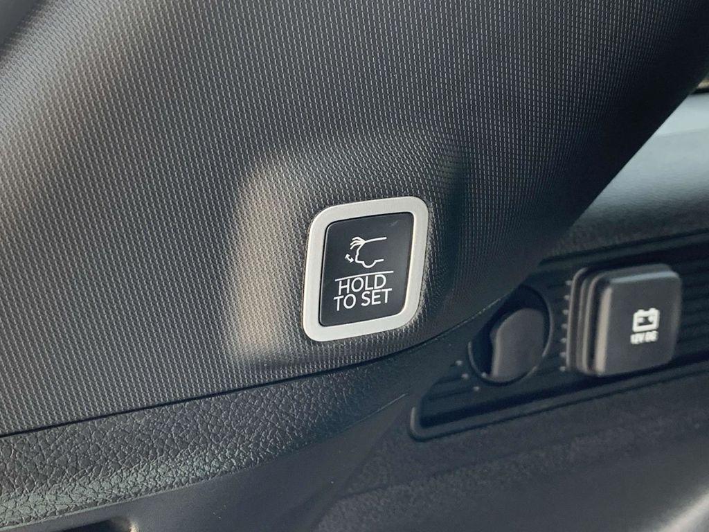 new 2025 Jeep Grand Cherokee car, priced at $39,381