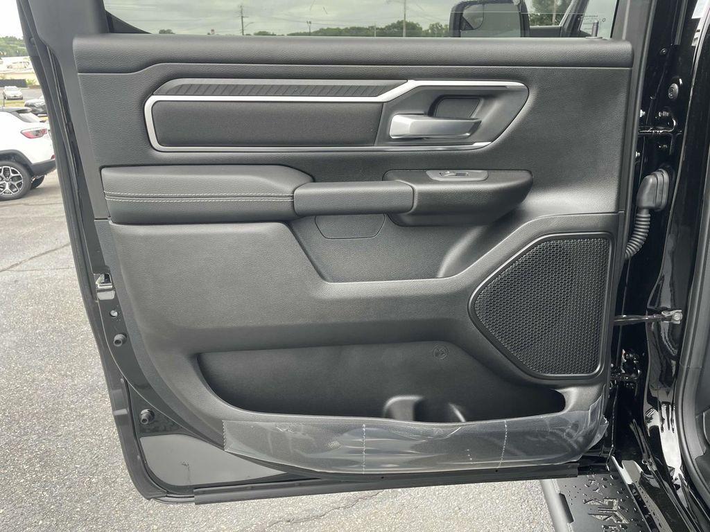 new 2025 Ram 1500 car