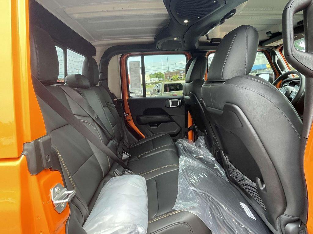 new 2025 Jeep Gladiator car, priced at $67,000