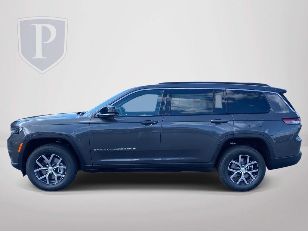new 2025 Jeep Grand Cherokee L car, priced at $39,495