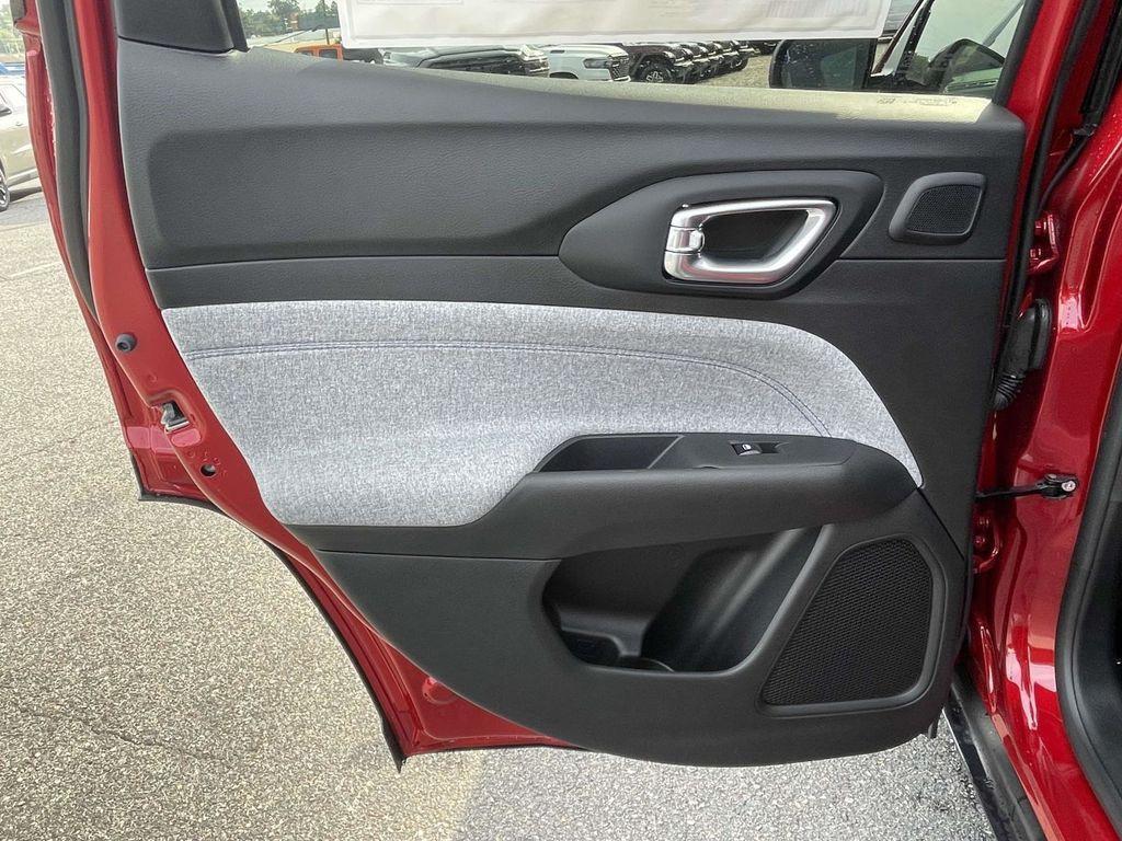 new 2025 Jeep Compass car, priced at $30,210