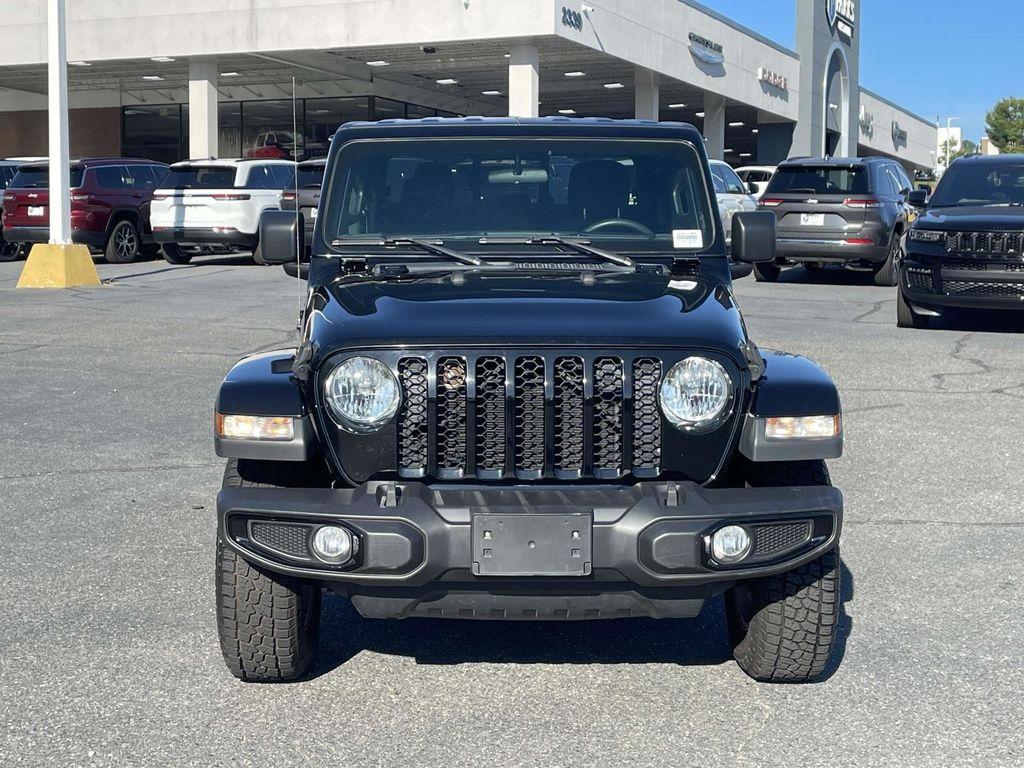 used 2023 Jeep Gladiator car, priced at $31,000