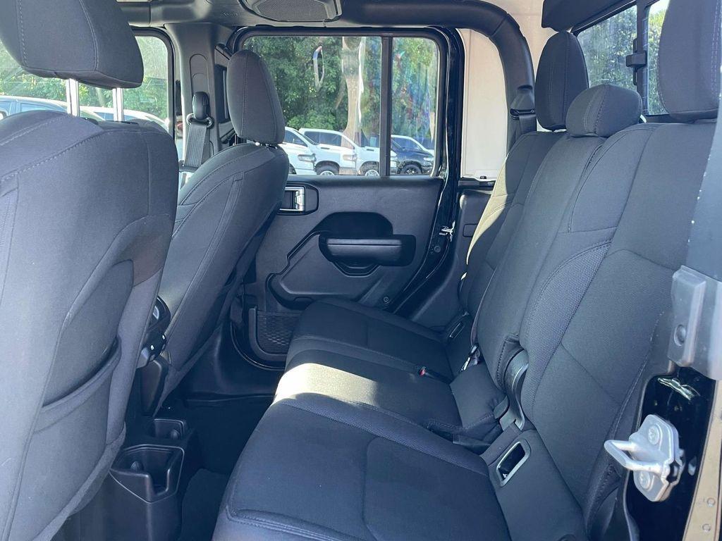 used 2023 Jeep Gladiator car, priced at $31,000