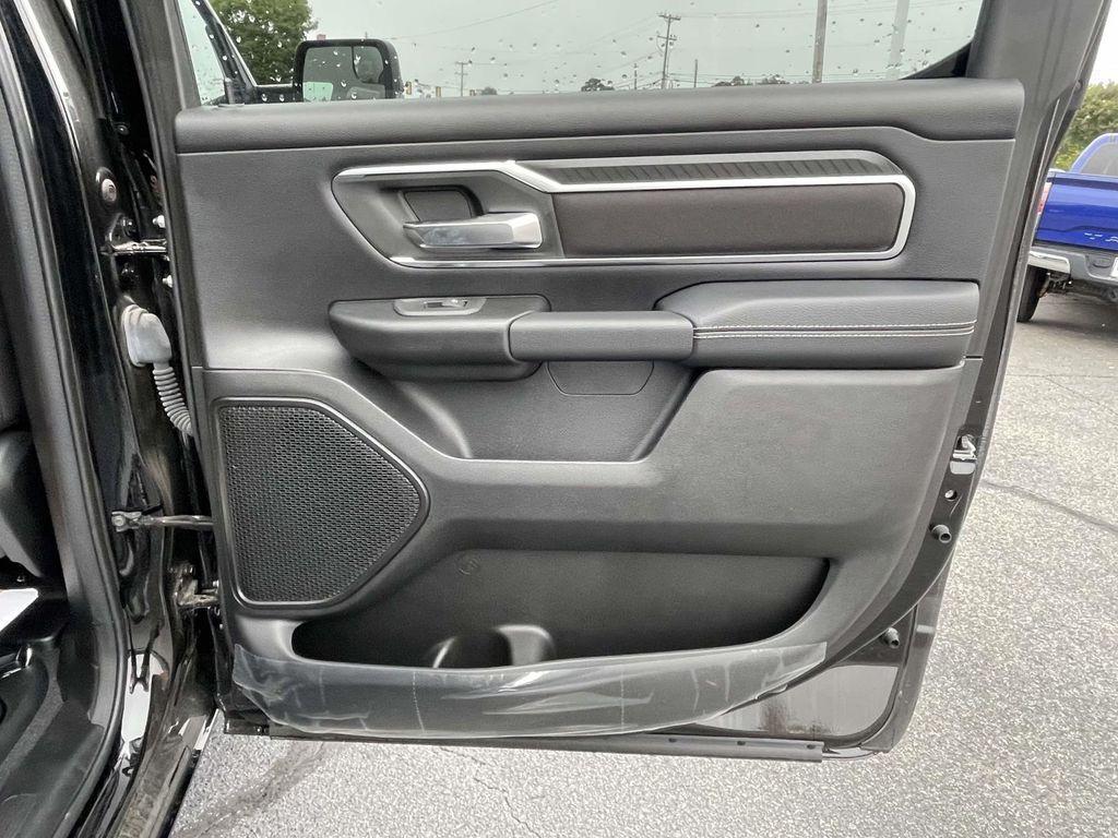 new 2025 Ram 1500 car, priced at $52,183