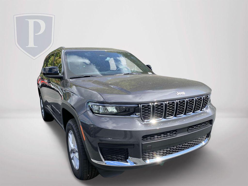 new 2025 Jeep Grand Cherokee L car, priced at $39,220