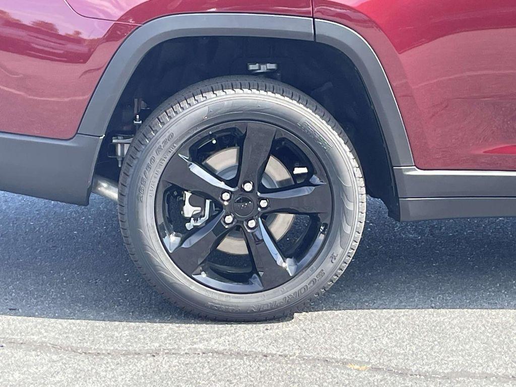 new 2025 Jeep Grand Cherokee L car, priced at $46,495