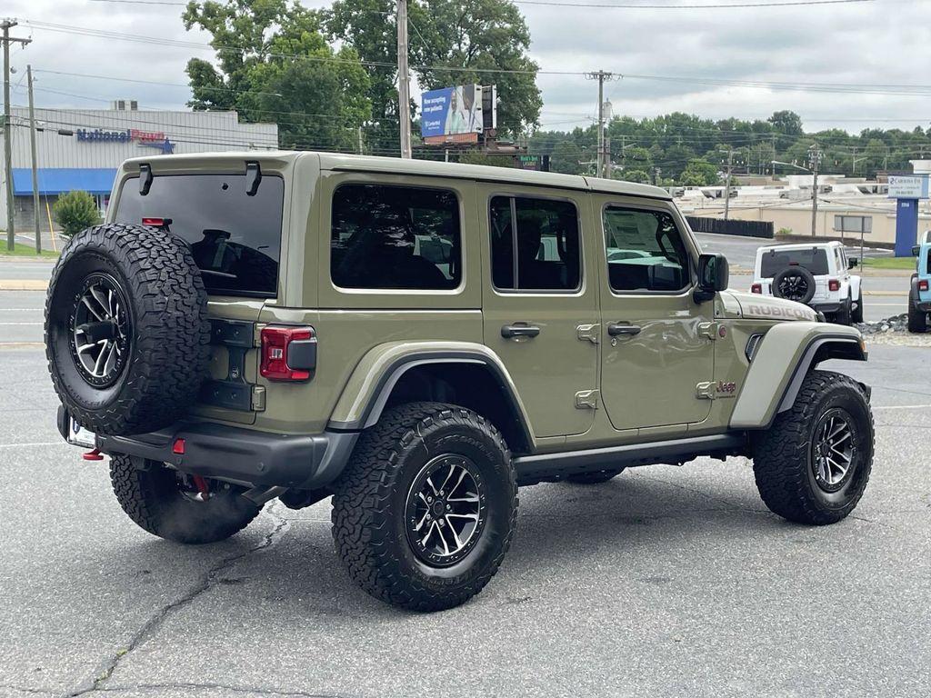 new 2025 Jeep Wrangler car
