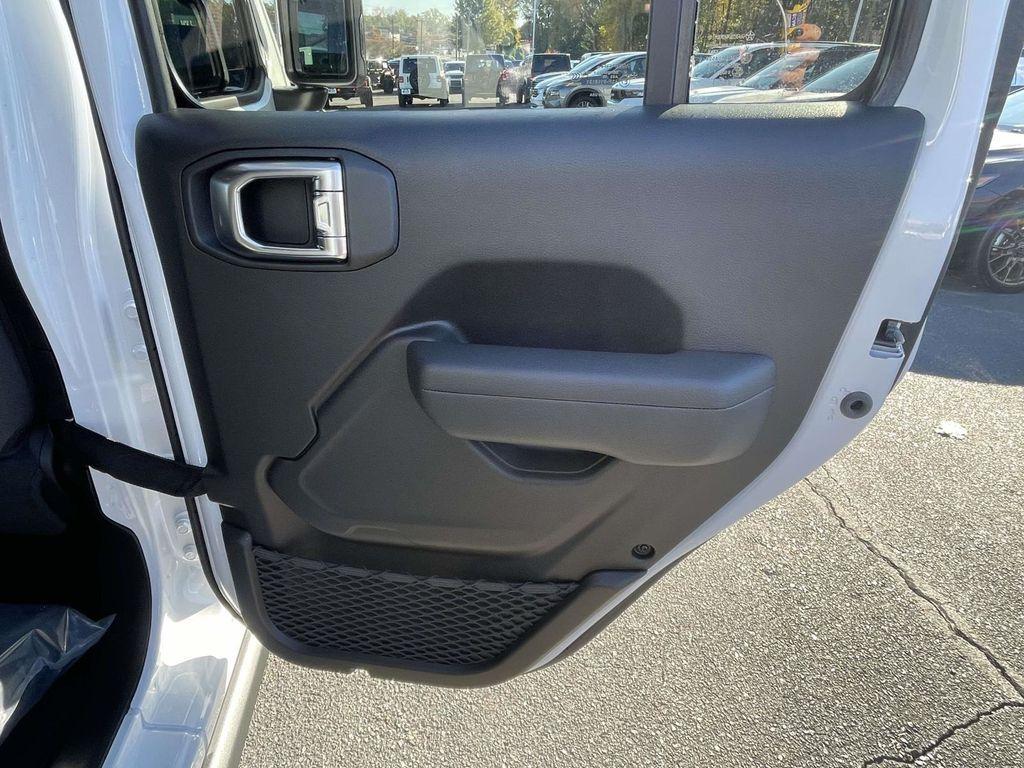 new 2026 Jeep Wrangler car, priced at $54,325