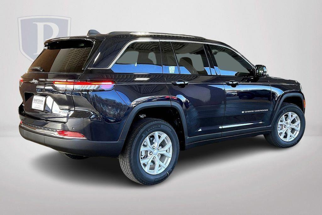 new 2024 Jeep Grand Cherokee car, priced at $39,645