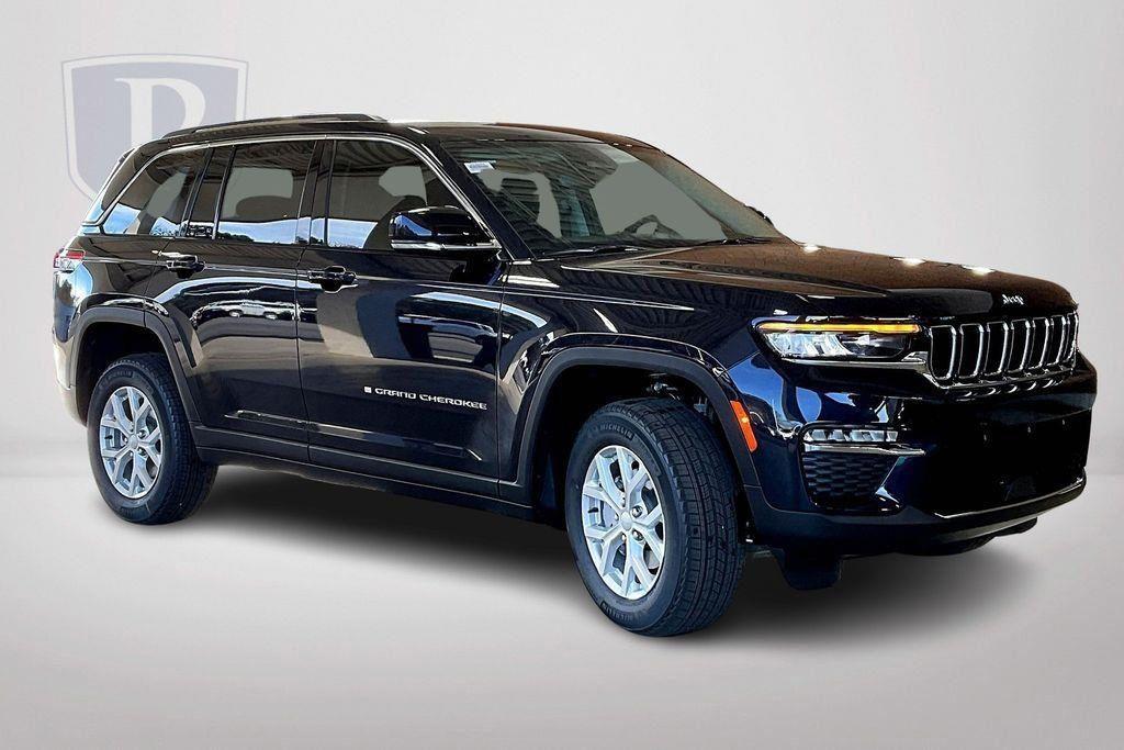 new 2024 Jeep Grand Cherokee car, priced at $39,645