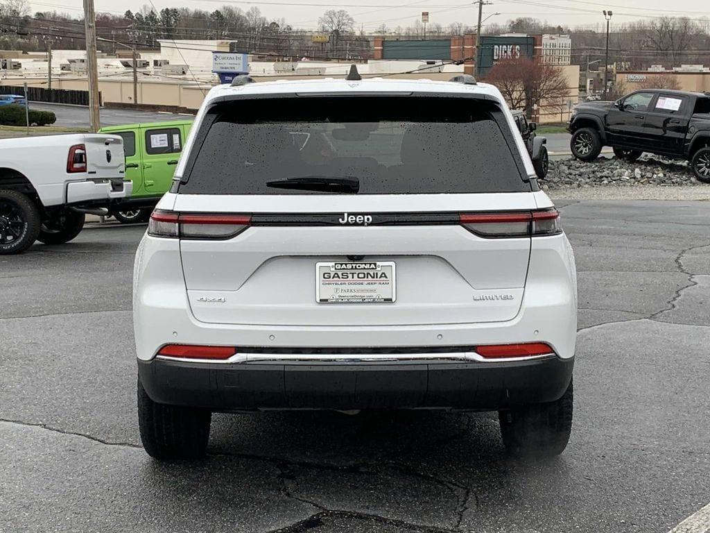 used 2023 Jeep Grand Cherokee car, priced at $28,499