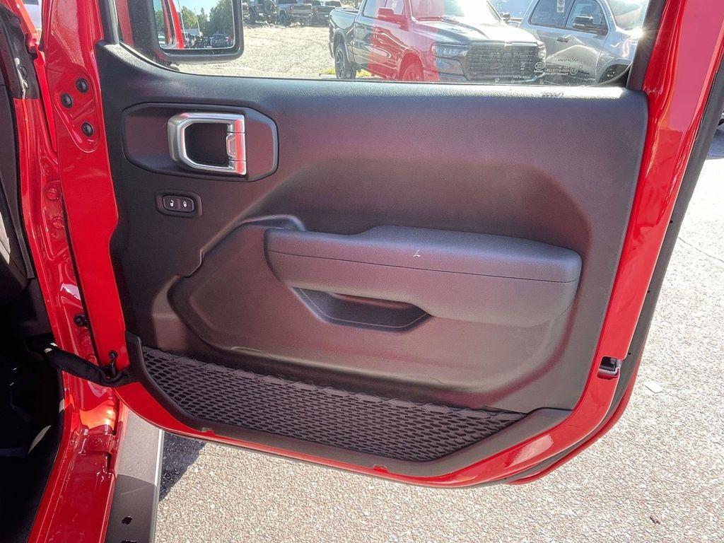 new 2025 Jeep Wrangler car, priced at $55,410