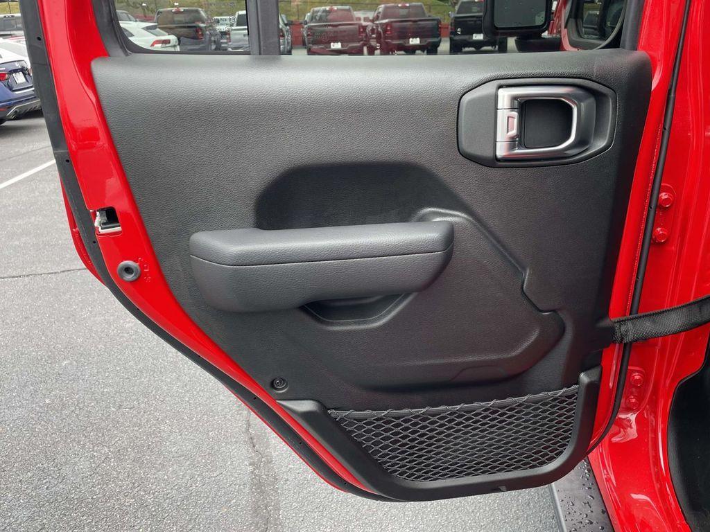 new 2025 Jeep Wrangler car, priced at $53,410