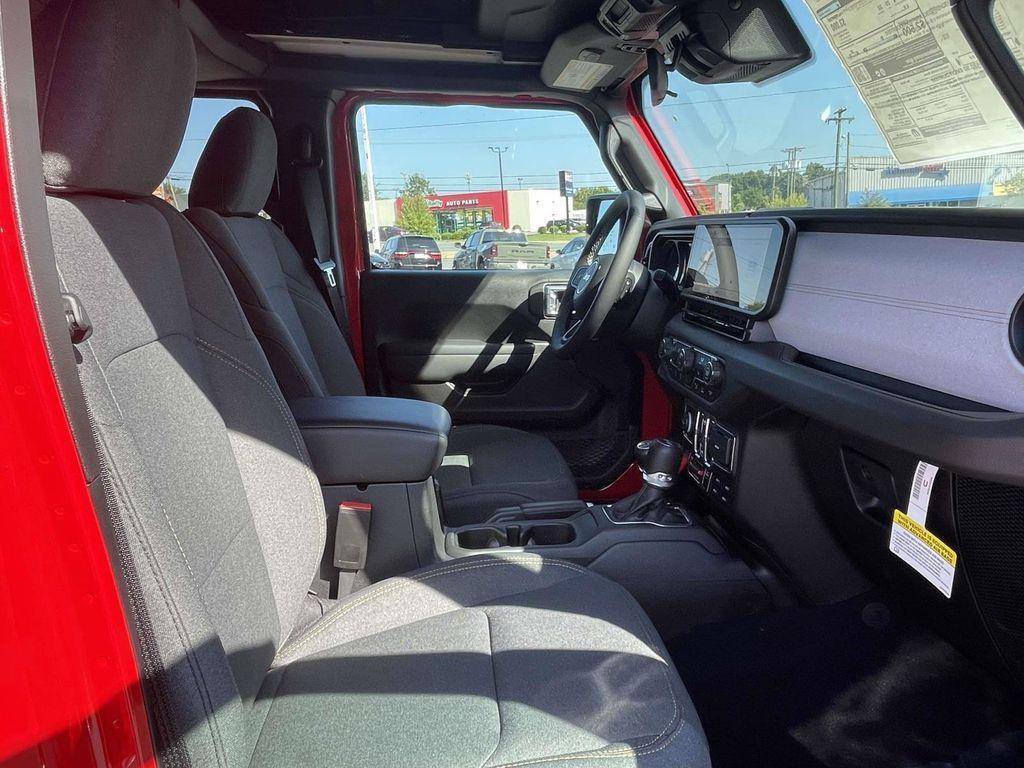 new 2025 Jeep Wrangler car, priced at $55,410