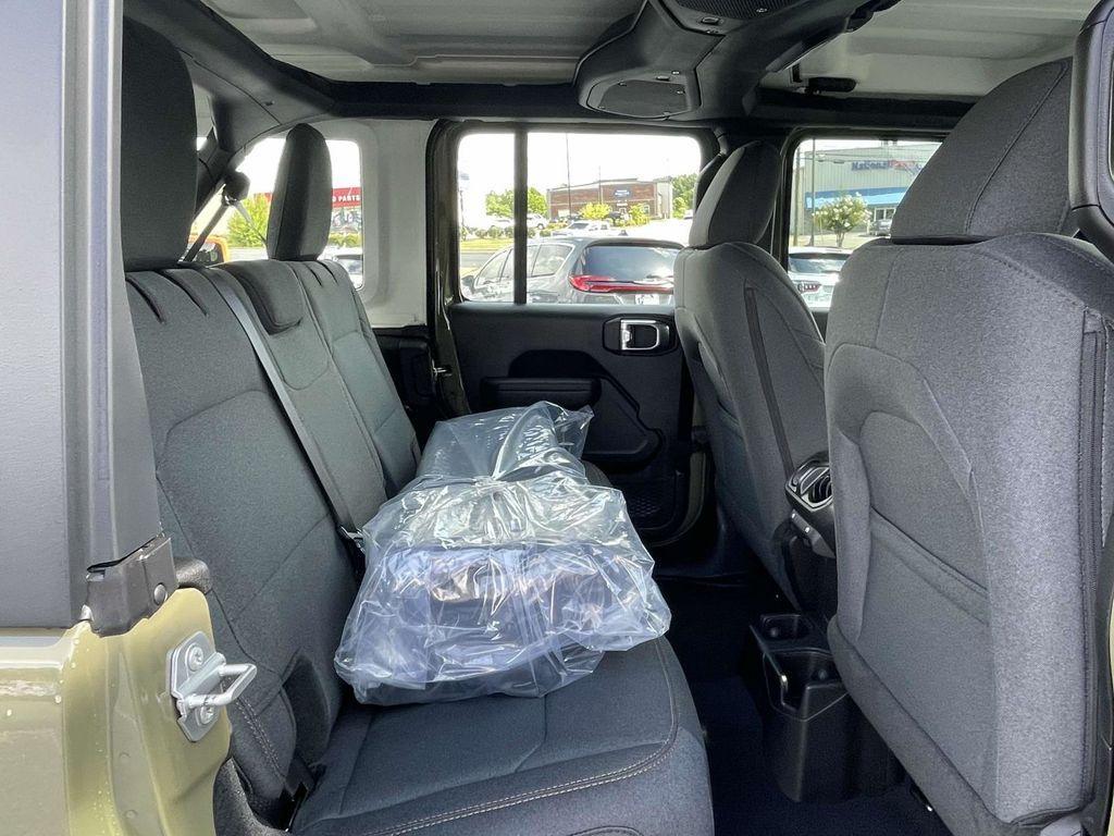 new 2025 Jeep Wrangler car, priced at $37,819