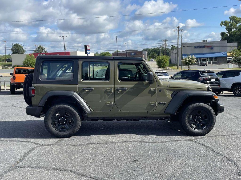 new 2025 Jeep Wrangler car, priced at $37,819