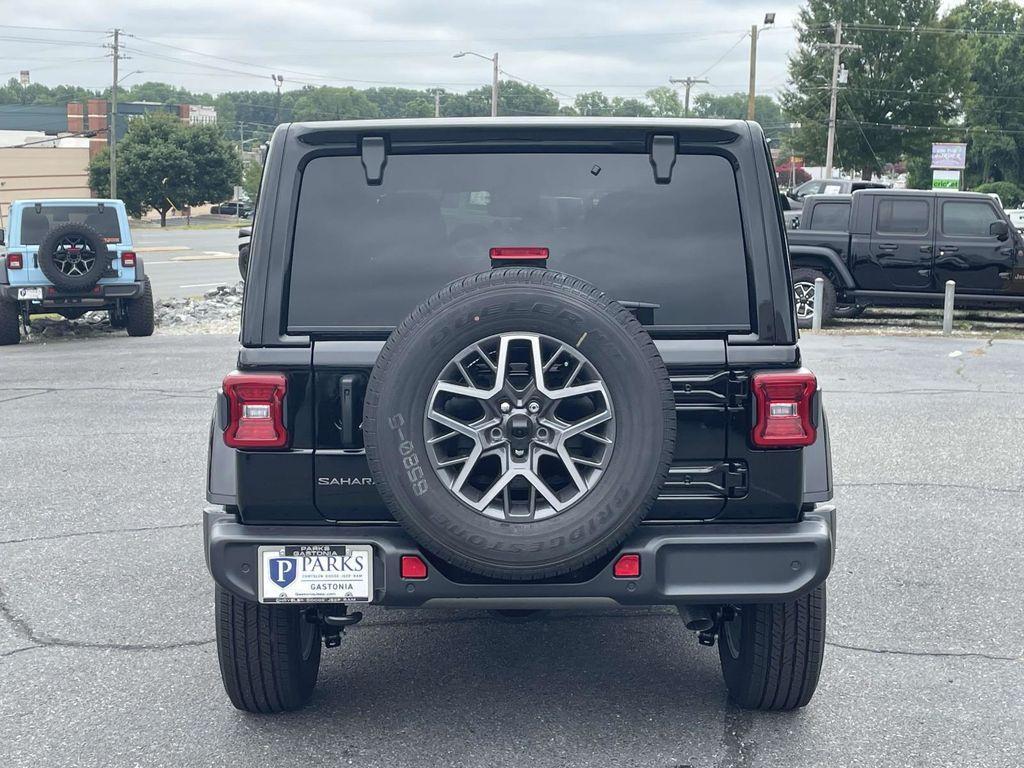 new 2025 Jeep Wrangler car, priced at $51,727