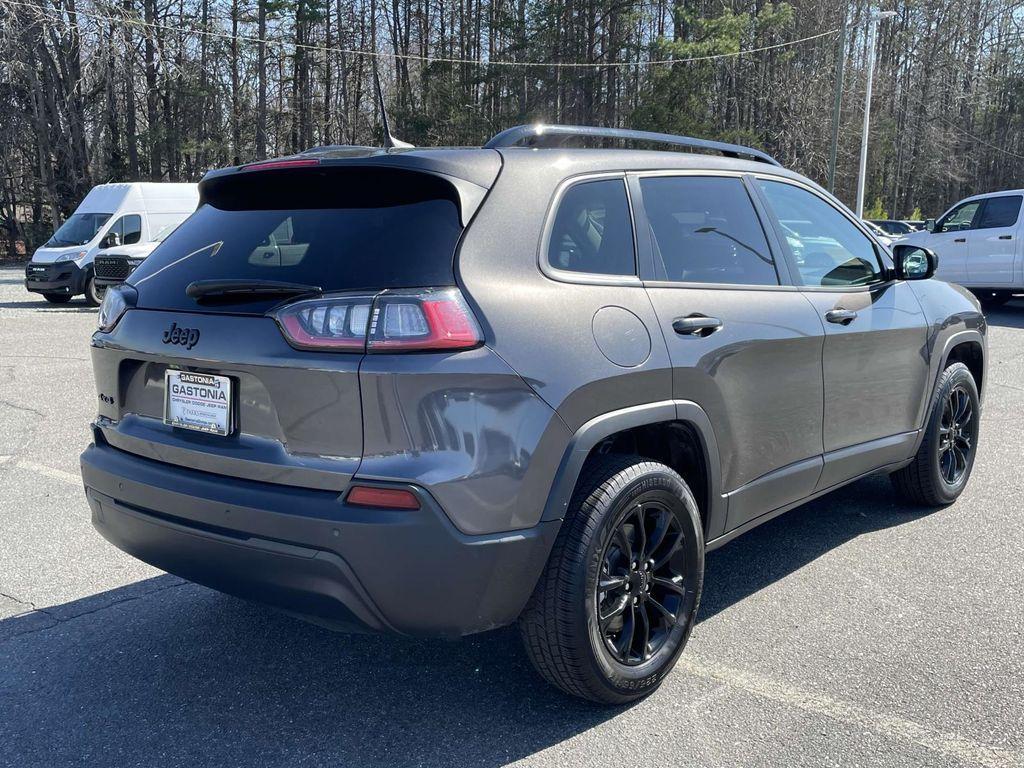 used 2023 Jeep Cherokee car, priced at $22,525