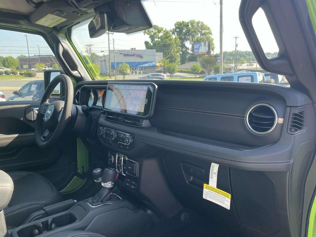 new 2025 Jeep Gladiator car, priced at $71,334