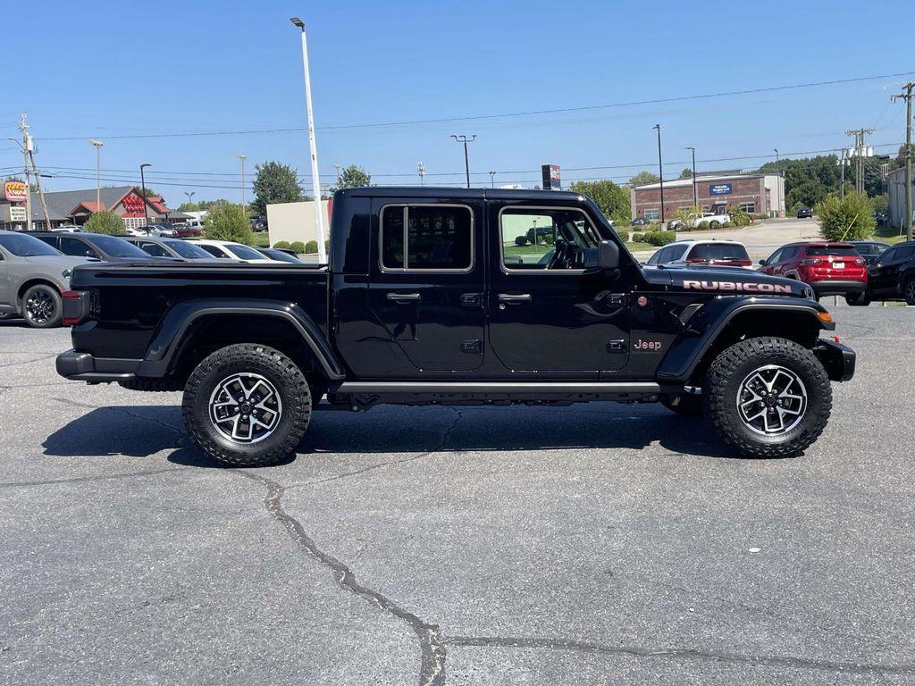 new 2025 Jeep Gladiator car, priced at $50,130