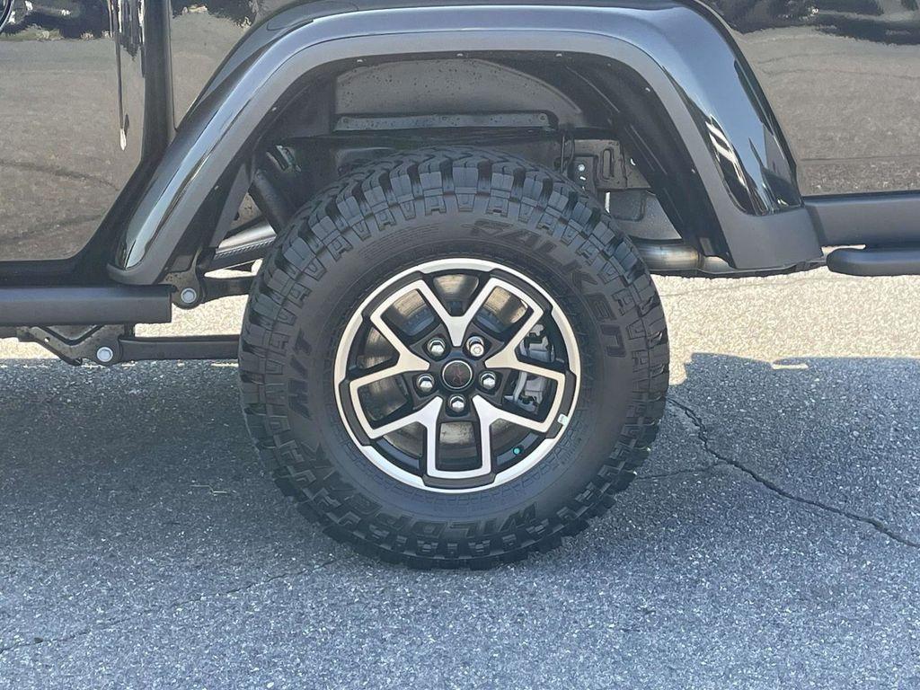 new 2025 Jeep Gladiator car, priced at $50,130