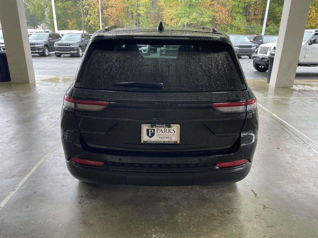 used 2024 Jeep Grand Cherokee car, priced at $30,250