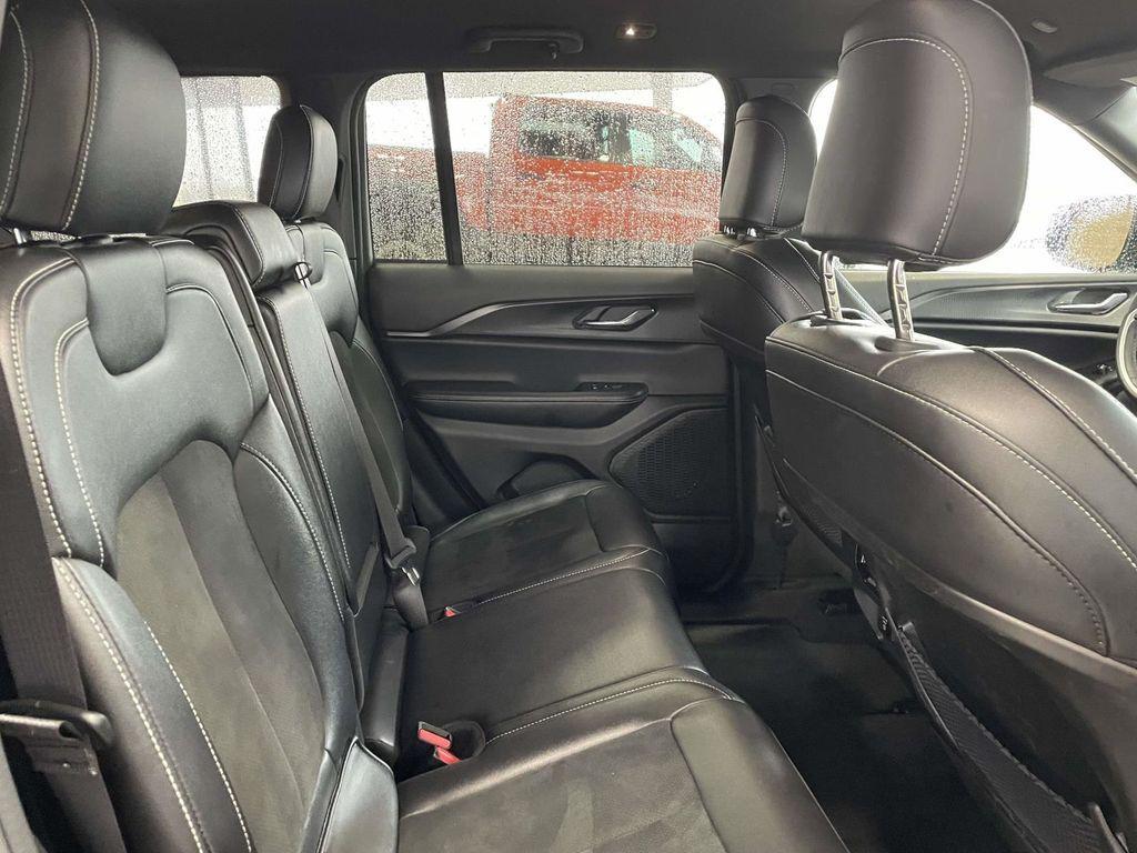 used 2024 Jeep Grand Cherokee car, priced at $30,250