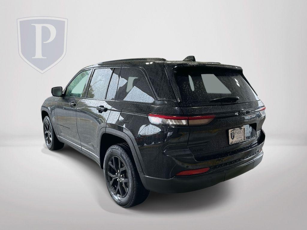 used 2024 Jeep Grand Cherokee car, priced at $30,250