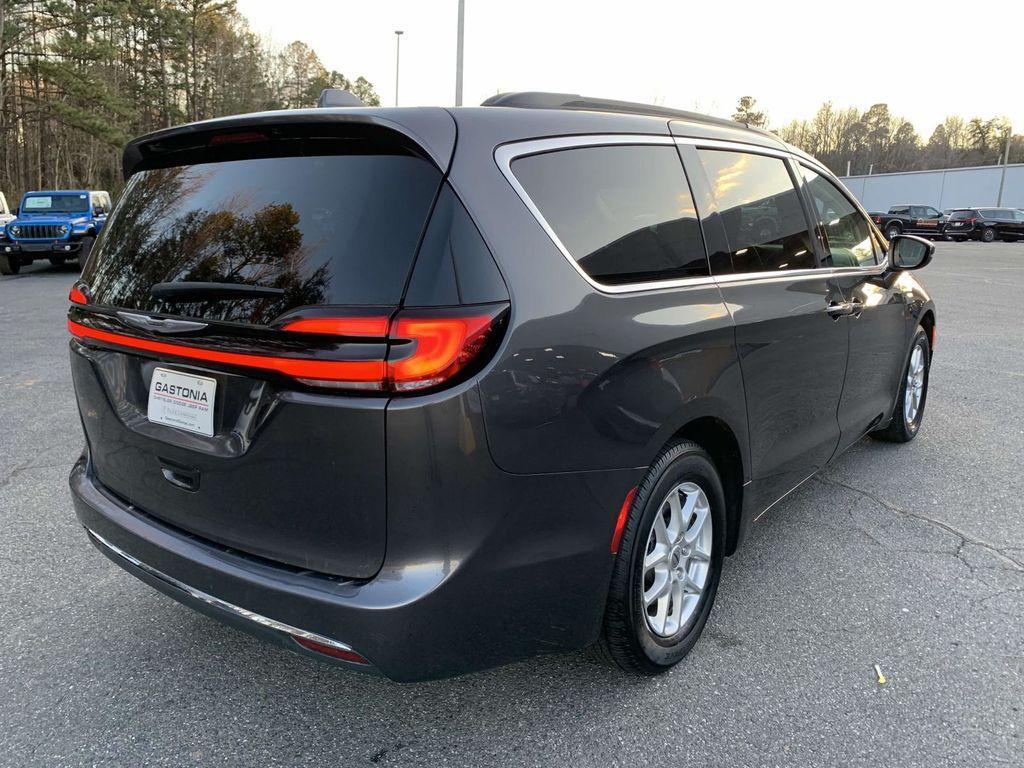 used 2022 Chrysler Pacifica car, priced at $21,289