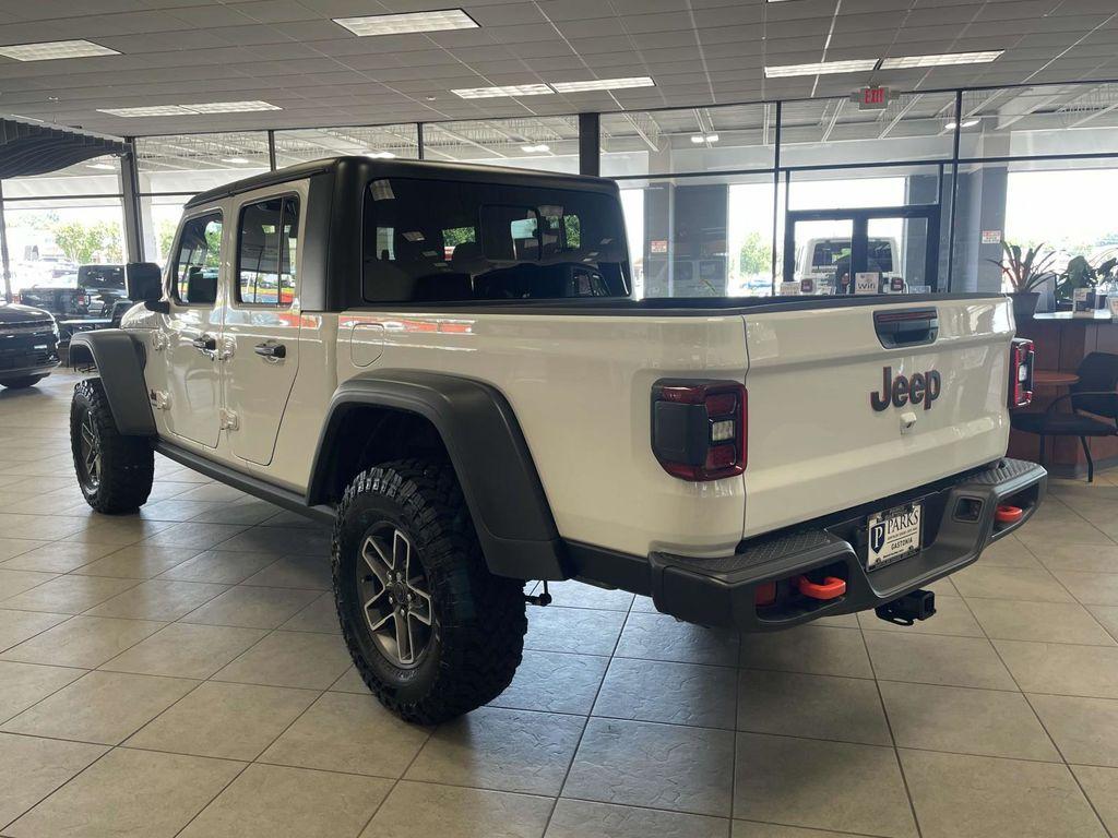 new 2025 Jeep Gladiator car, priced at $42,995