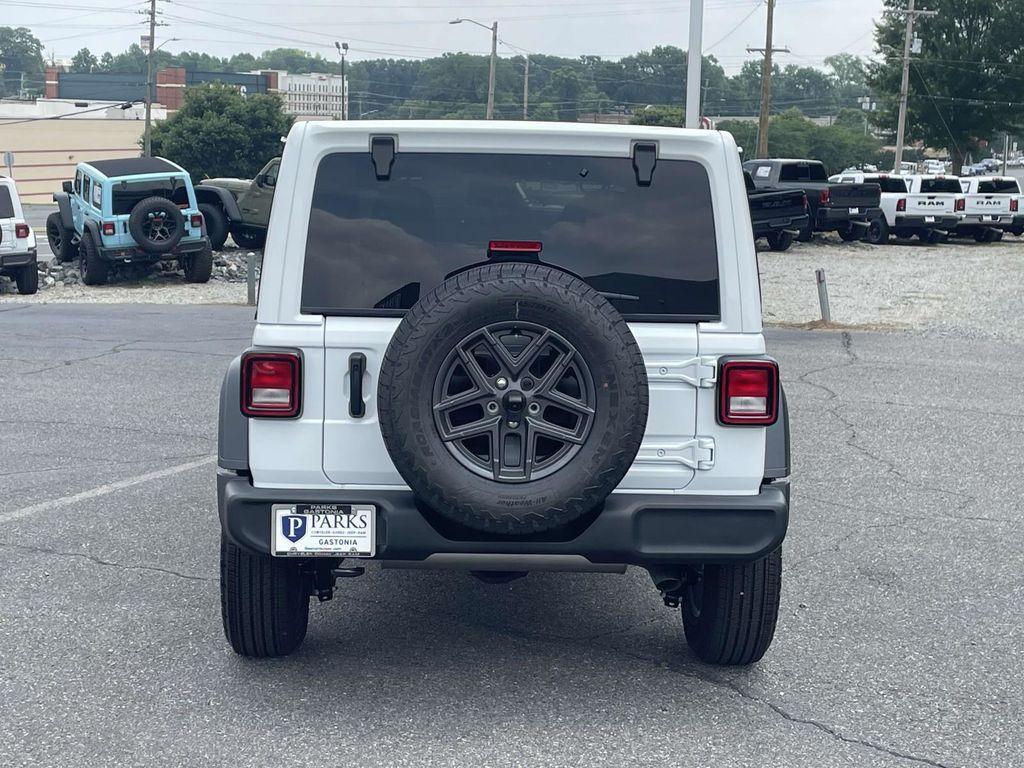 new 2025 Jeep Wrangler car, priced at $45,591