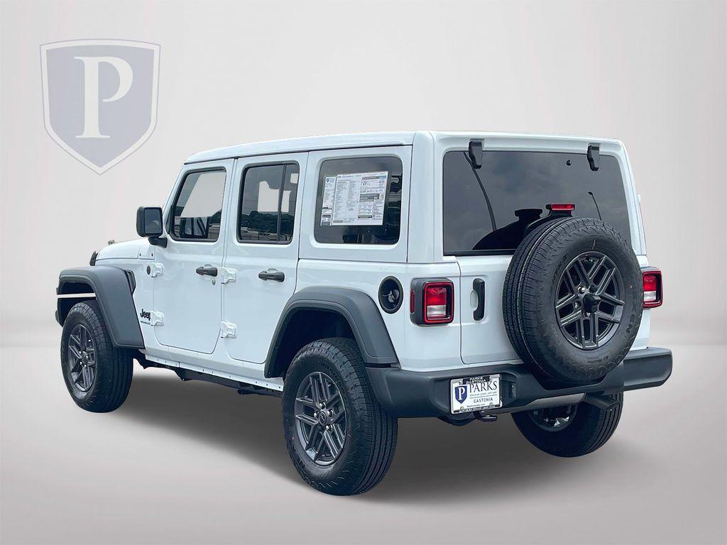 new 2025 Jeep Wrangler car, priced at $45,591