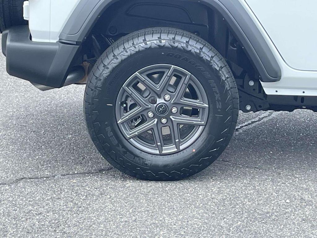 new 2025 Jeep Wrangler car, priced at $45,591