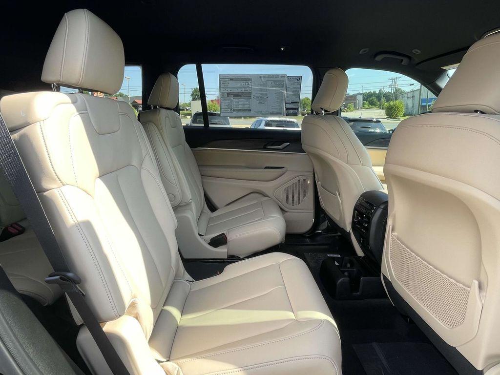 new 2025 Jeep Grand Cherokee L car, priced at $38,995