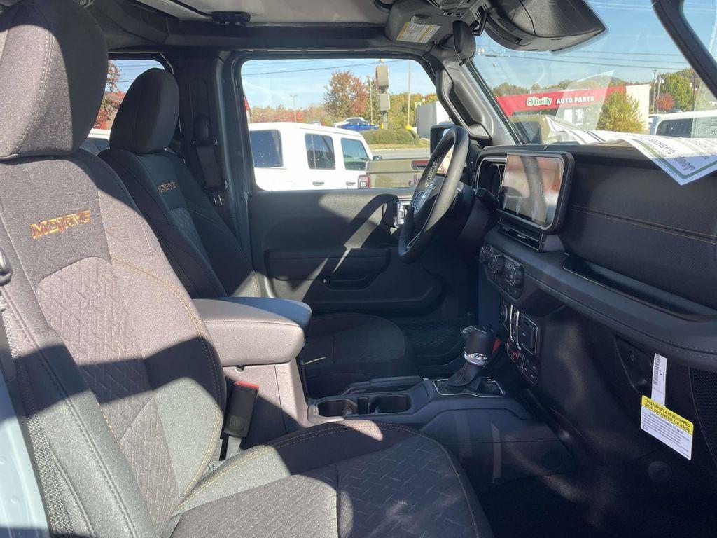 new 2026 Jeep Gladiator car, priced at $54,400