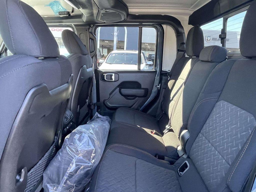 new 2026 Jeep Gladiator car, priced at $54,400