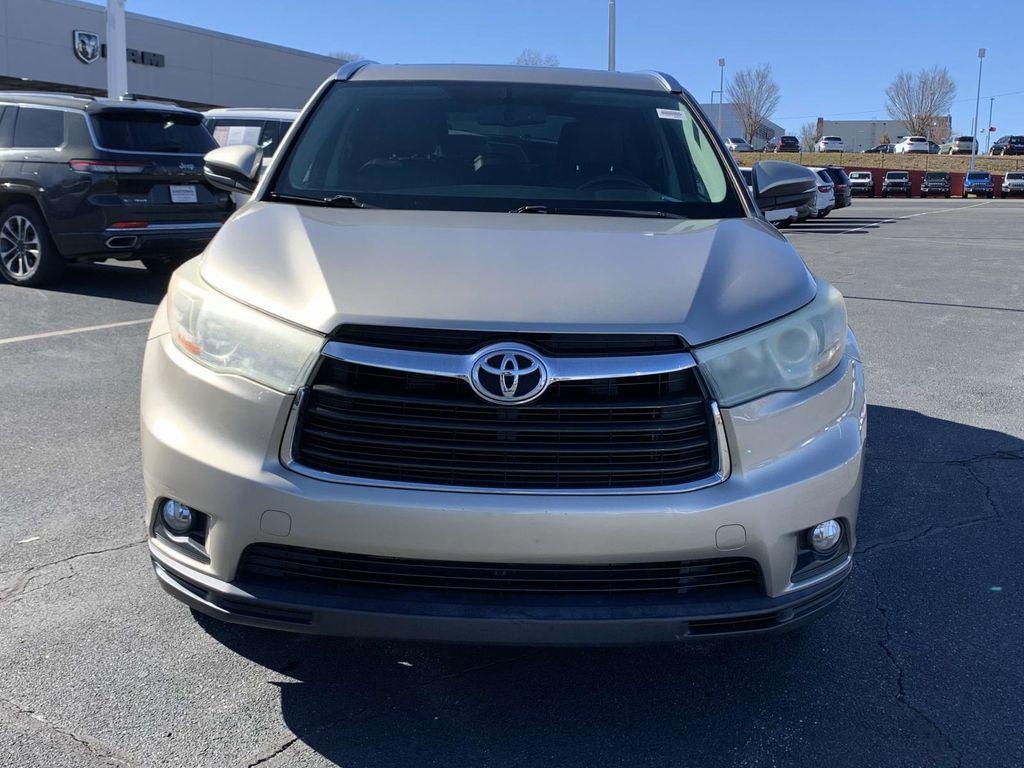 used 2015 Toyota Highlander car, priced at $19,601