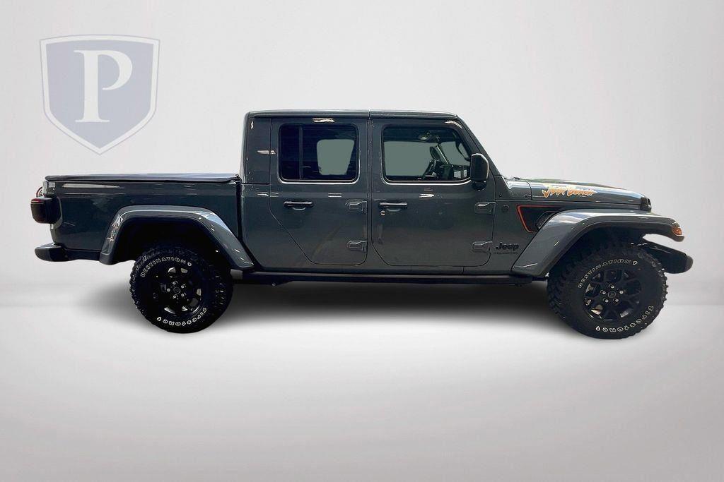 new 2024 Jeep Gladiator car, priced at $52,220