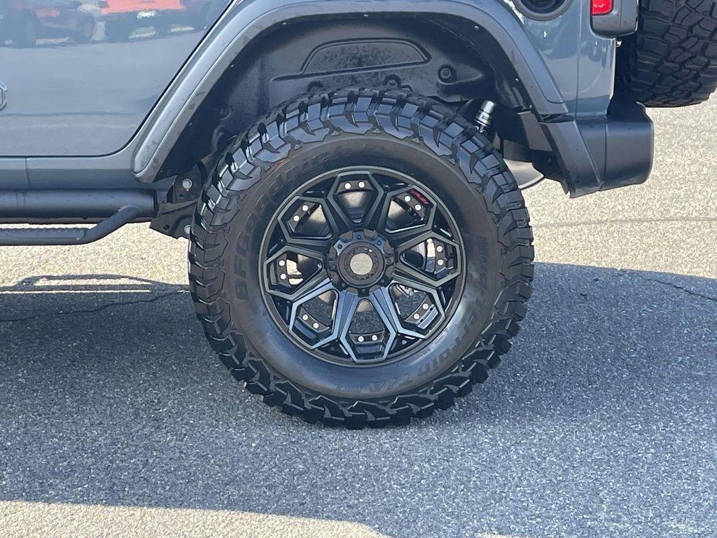 new 2025 Jeep Wrangler car, priced at $72,708