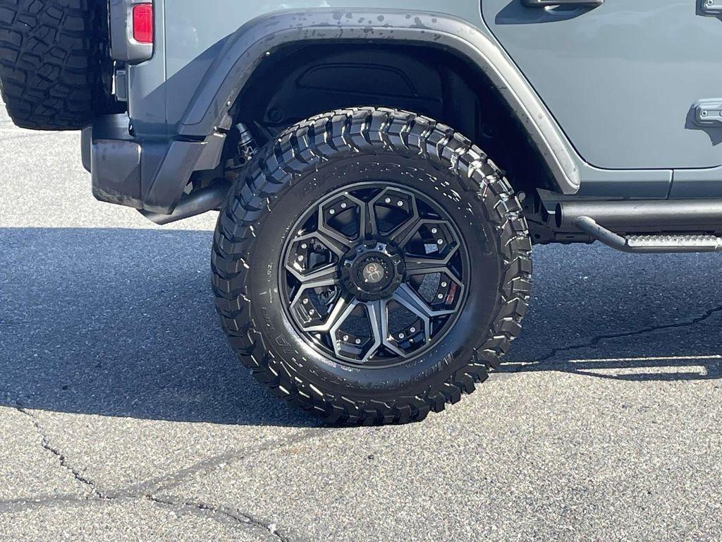 new 2025 Jeep Wrangler car, priced at $72,708