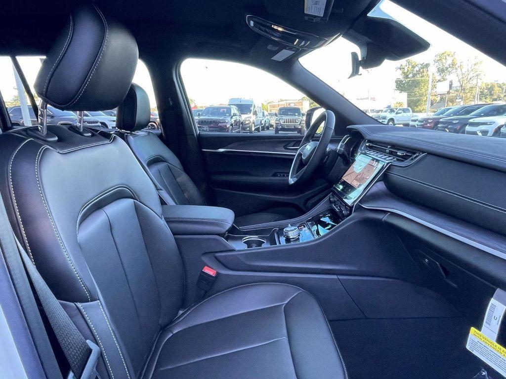 new 2025 Jeep Grand Cherokee L car, priced at $40,780