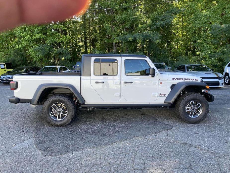 new 2024 Jeep Gladiator car, priced at $49,785