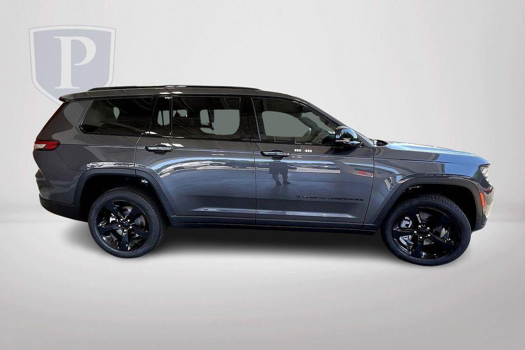 new 2024 Jeep Grand Cherokee L car, priced at $48,910