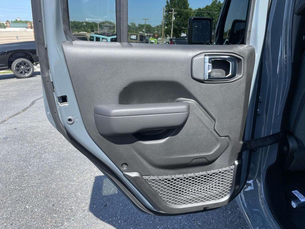 new 2025 Jeep Wrangler 4xe car, priced at $49,495