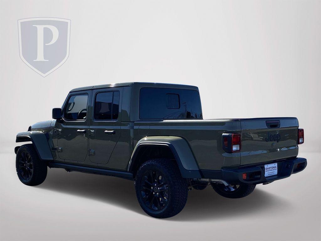 new 2025 Jeep Gladiator car, priced at $39,885