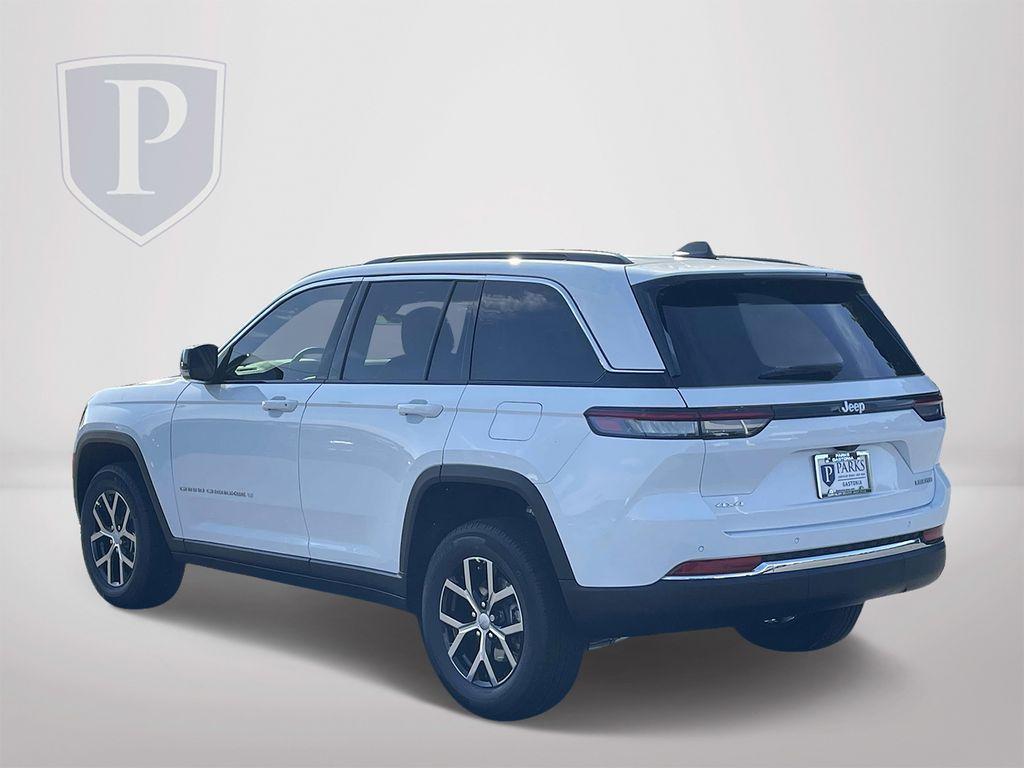 new 2025 Jeep Grand Cherokee car, priced at $37,150