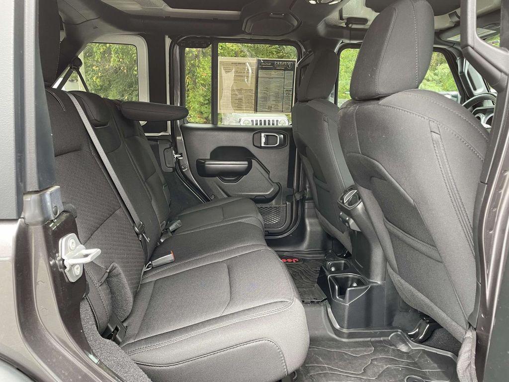 used 2021 Jeep Wrangler Unlimited car, priced at $30,118