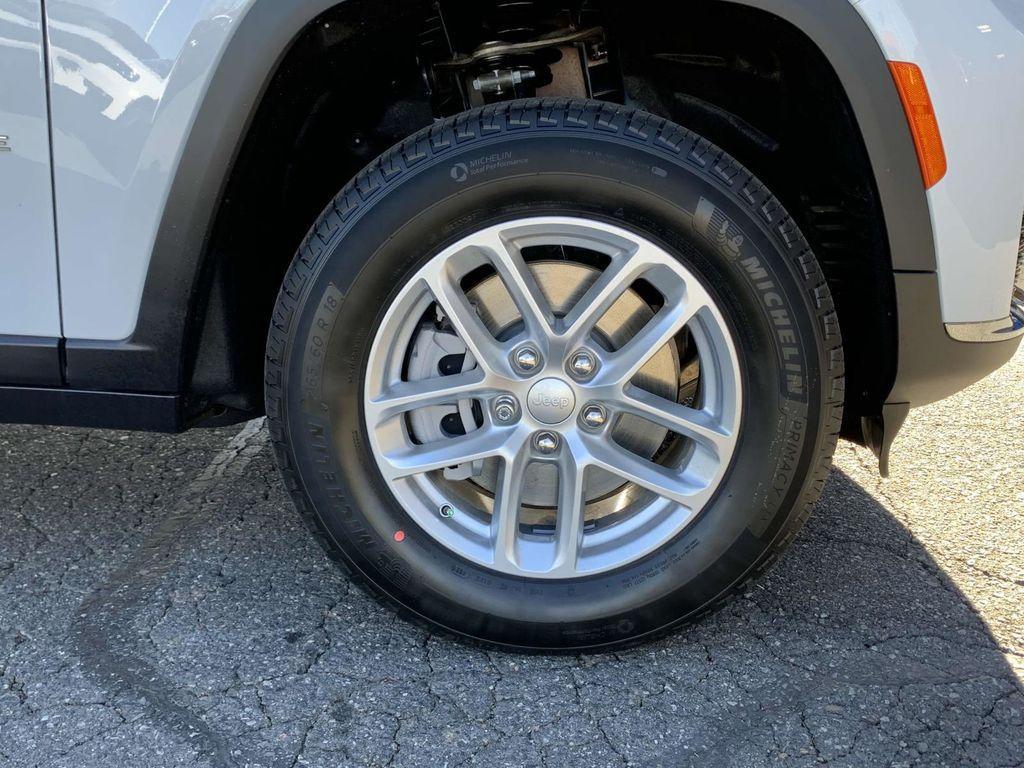 new 2025 Jeep Grand Cherokee L car, priced at $36,330