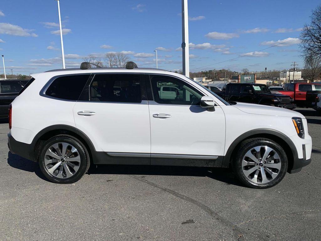 used 2022 Kia Telluride car, priced at $30,781