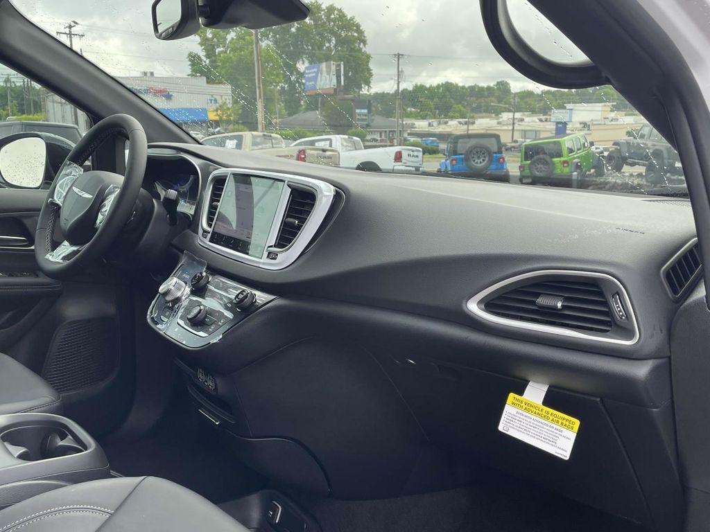 new 2025 Chrysler Voyager car, priced at $37,495